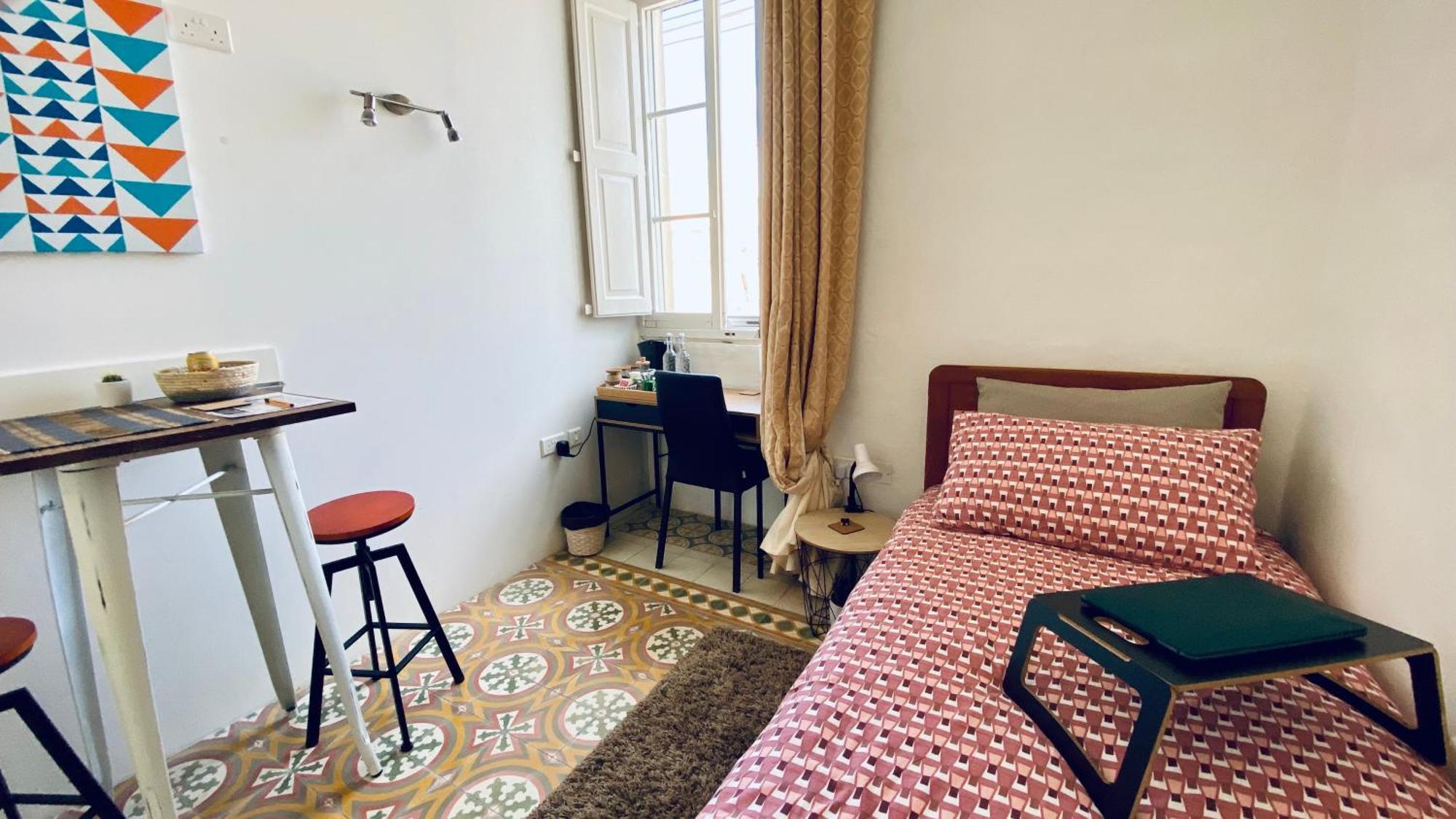 Free Breakfast, Pool, Spacious Aircon Hideaway Apartment Mosta Luaran gambar
